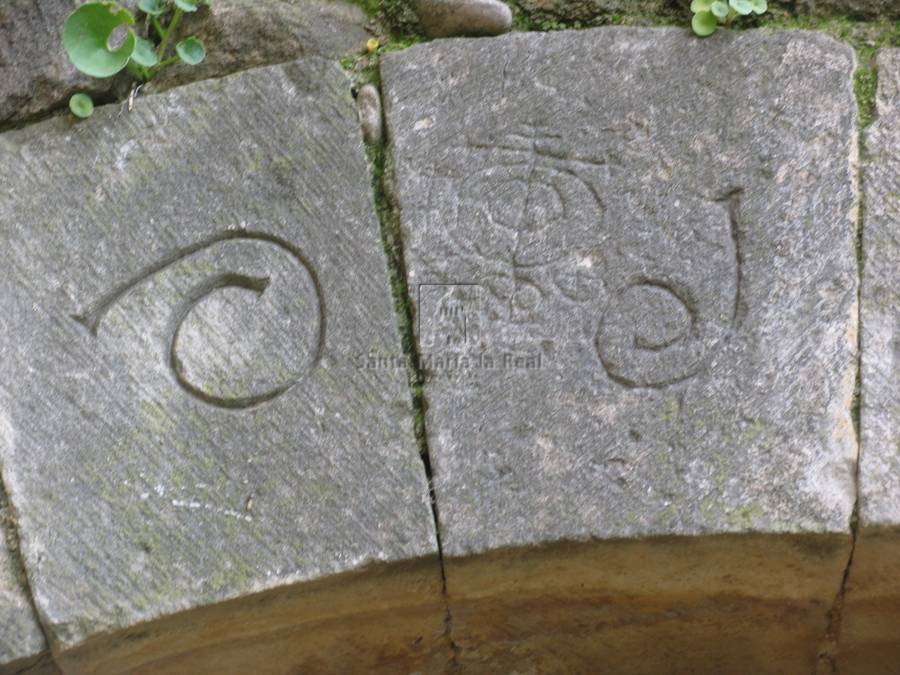 Marcas de cantero de la portada