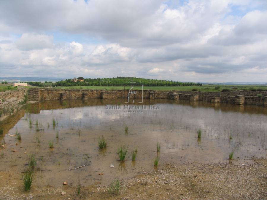 Restos del depósito de agua del poblado de Andelos