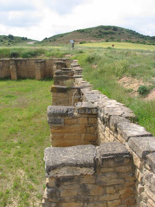 Restos del depósito de agua del poblado de Andelos