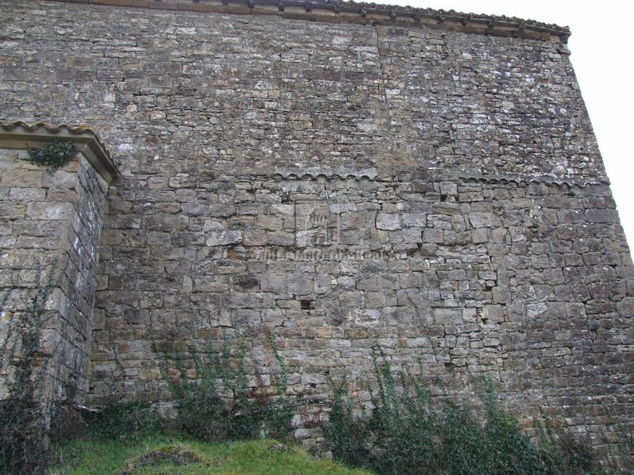 Detalle del recrecimiento del muro norte