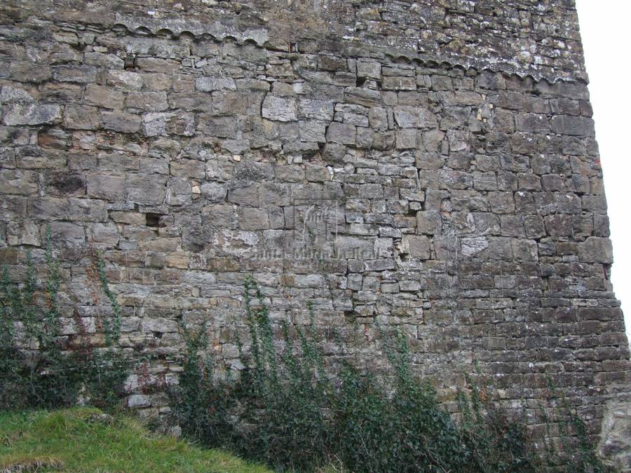 Detalle del recrecimiento del muro norte