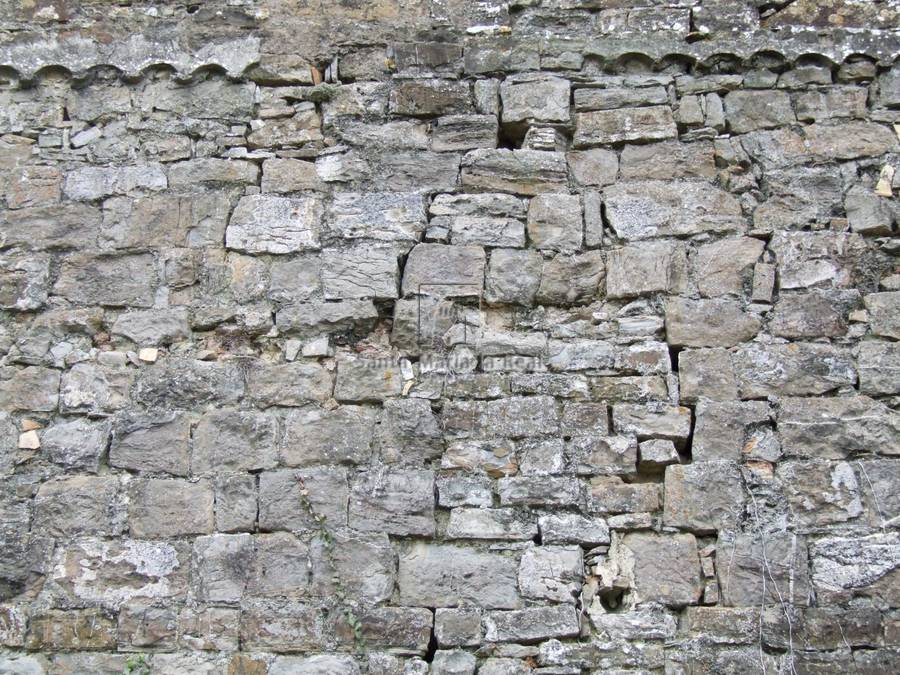 Detalle del recrecimiento del muro norte