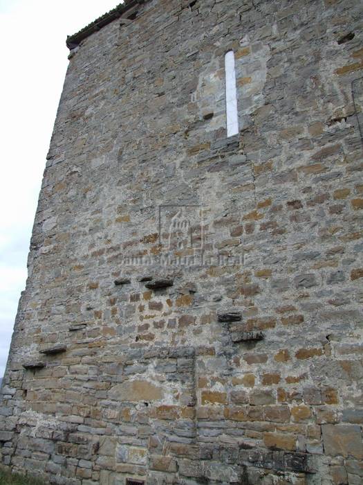 Detalle exterior del muro este
