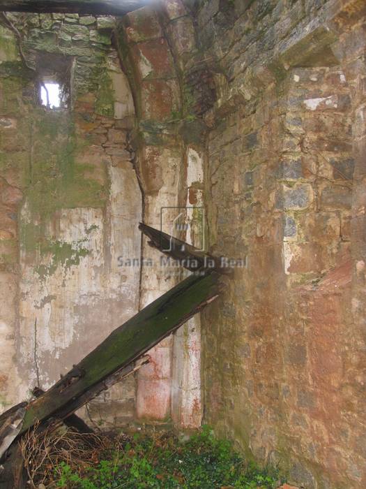 Restos del antiguo arco triunfal