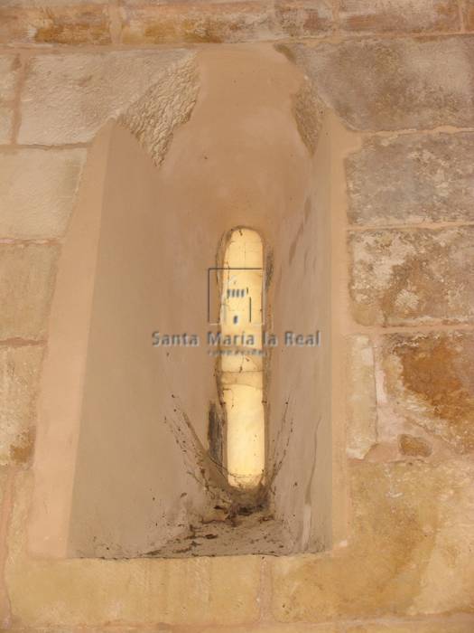 Ventana abocinada del interior
