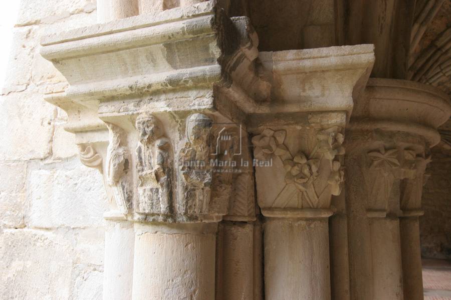 Capiteles del claustro