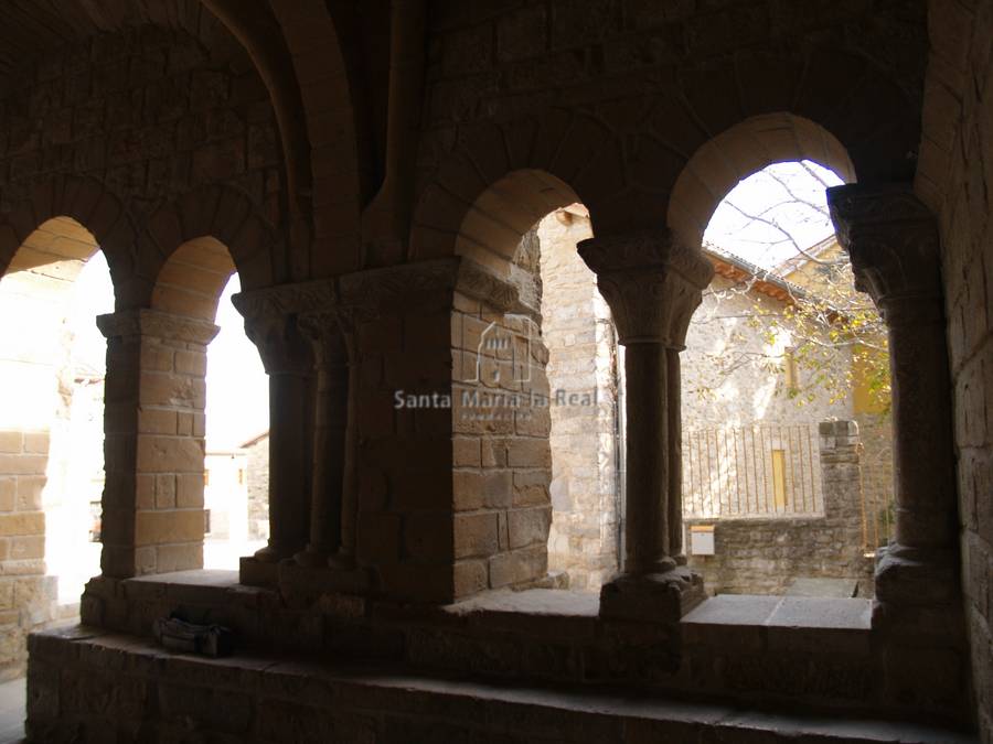 Cuarta arcada del interior del pórtico