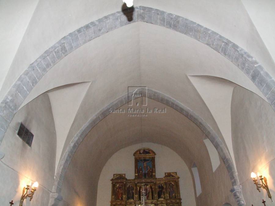 Bóveda de la nave hacia la cabecera