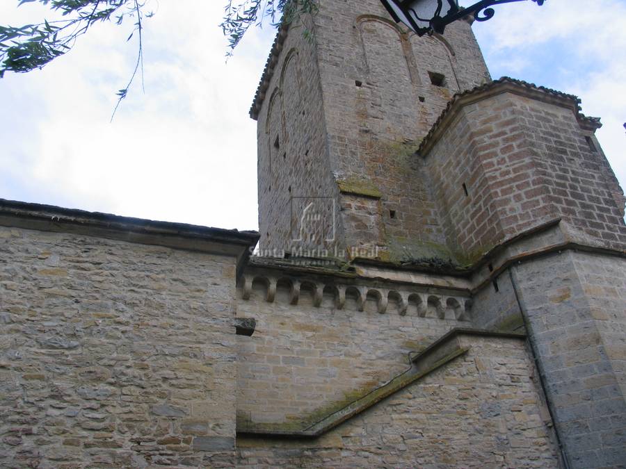 Detalle exterior de la fachada norte