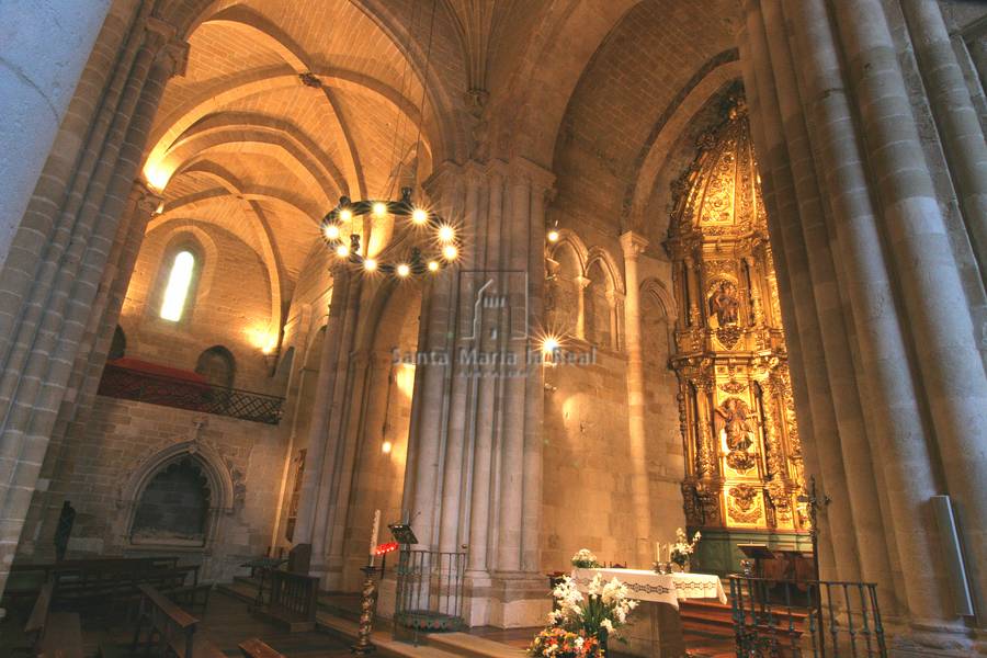 Vista interior desde el lado izquierdo