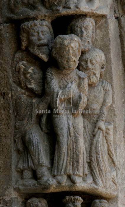Detalle de la quinta arquivolta del lado derecho de la portada norte. Vida y martirio de los Santos