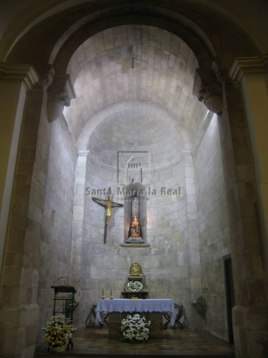 Vista interior del ábside