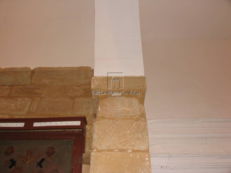 Detalle del lado izquierdo del arco