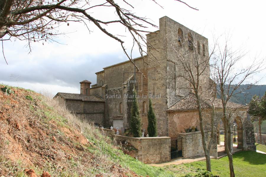 Exterior desde el oeste