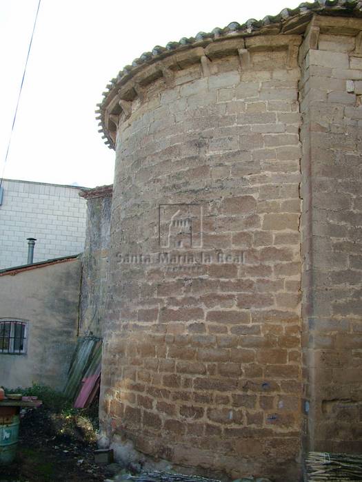 Vista exterior de la cabecera desde el sur