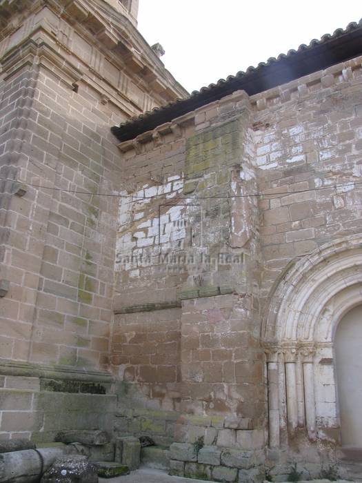 Detalle exterior de la fachada norte