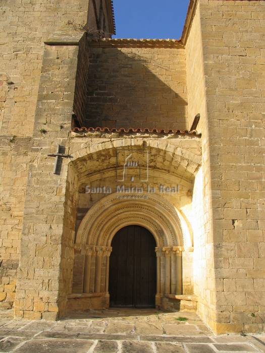 Detalle exterior de la fachada sur