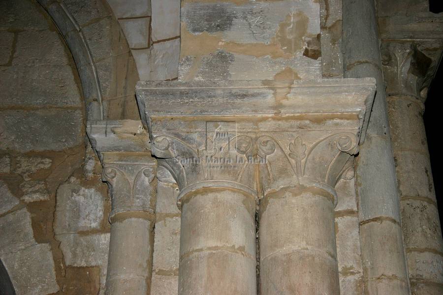 Capiteles del interior