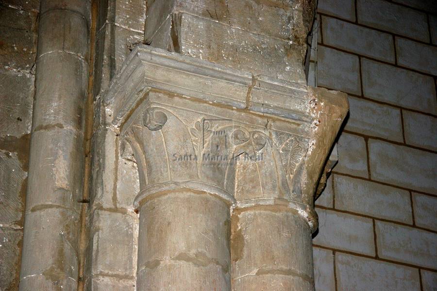 Capiteles del interior
