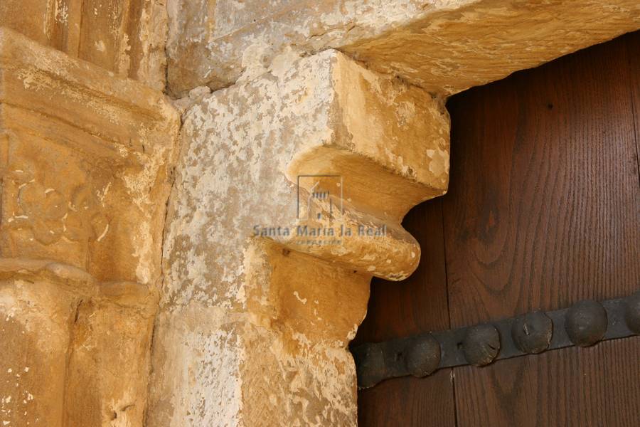 Detalle de la mocheta de la portada sur