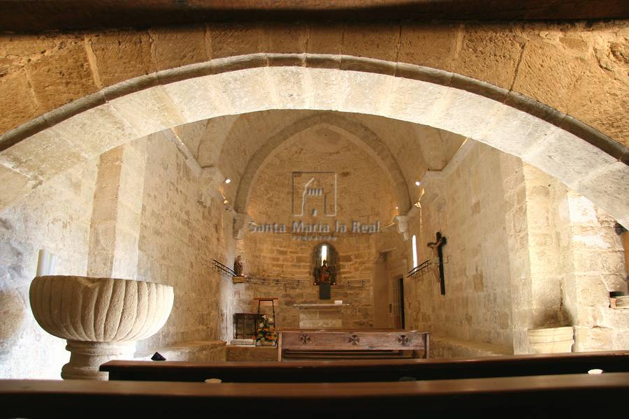 Ménsula del interior de la nave