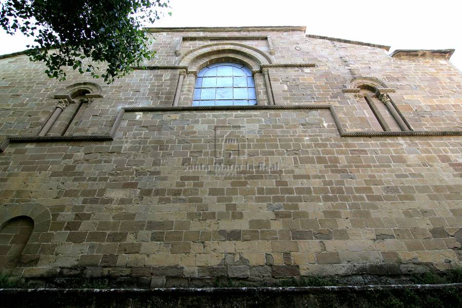 Detalle exterior de la fachada oeste