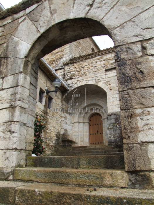Exterior.Muro sur de acceso