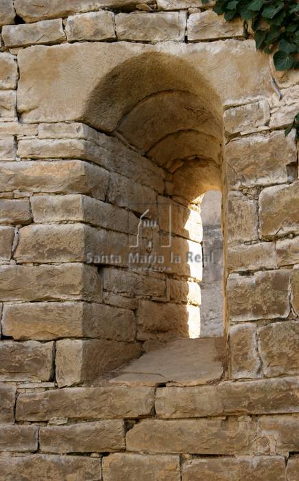 Ventana desde el interior del ábside