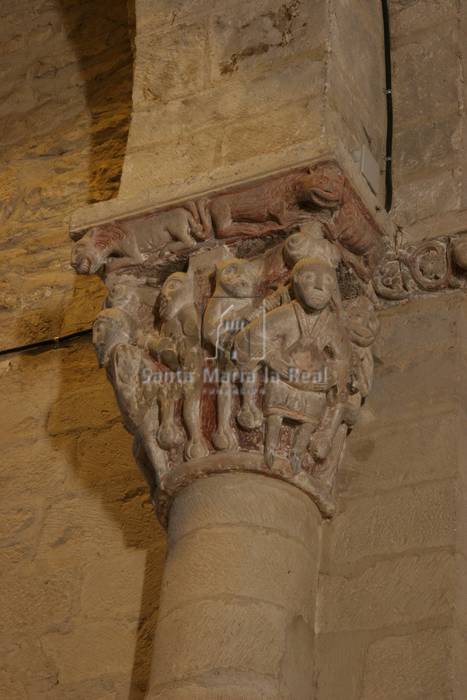 Capitel del arco triunfal. Avaros