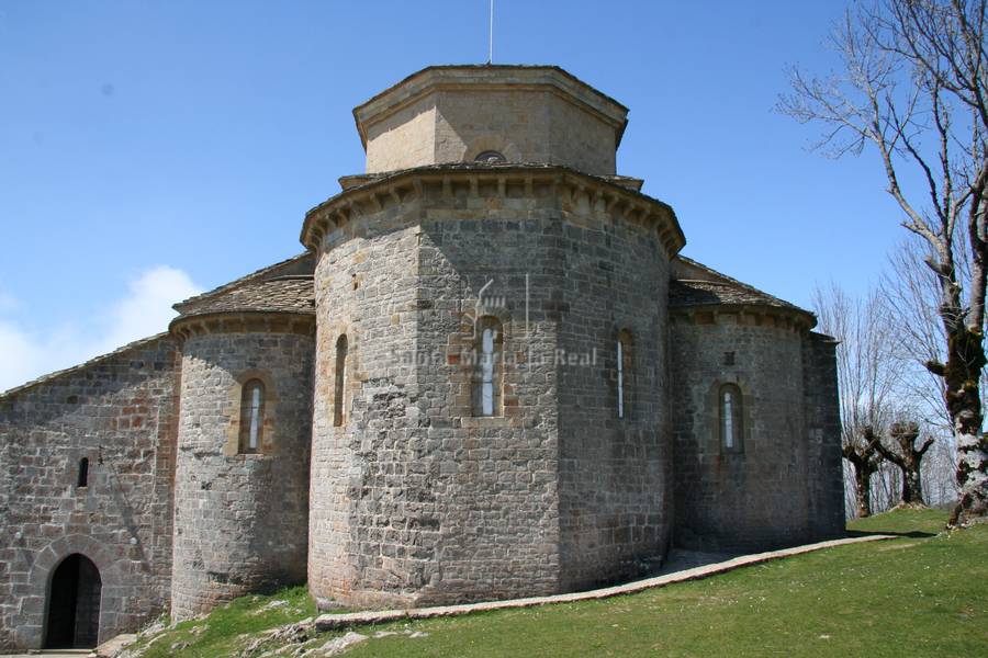 Vista exterior desde el este
