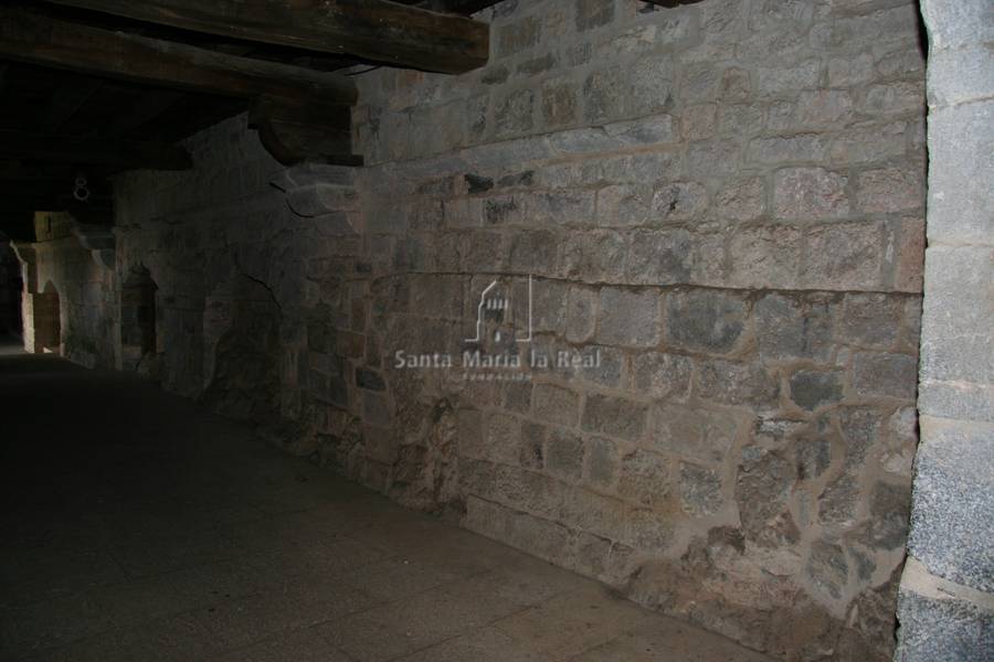 Interior del pasadizo meridional