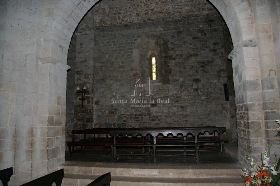 Vista interior del muro de la nave sur