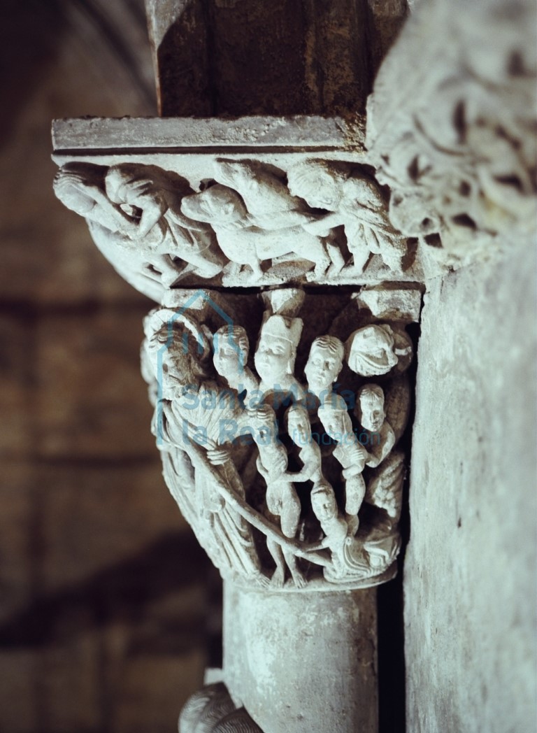 Capitel con la figura de Cristo en la escena de la Anástasis