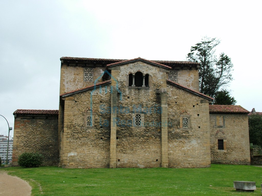 Vista exterior de la cabecera