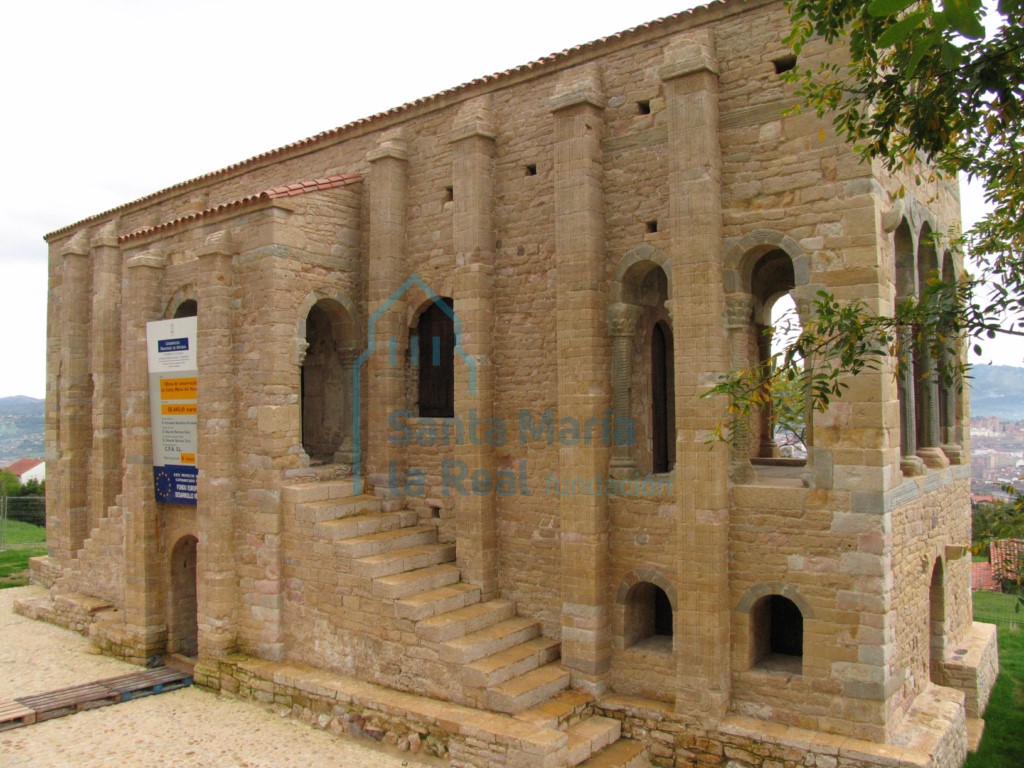 Vista exterior de la fachada norte