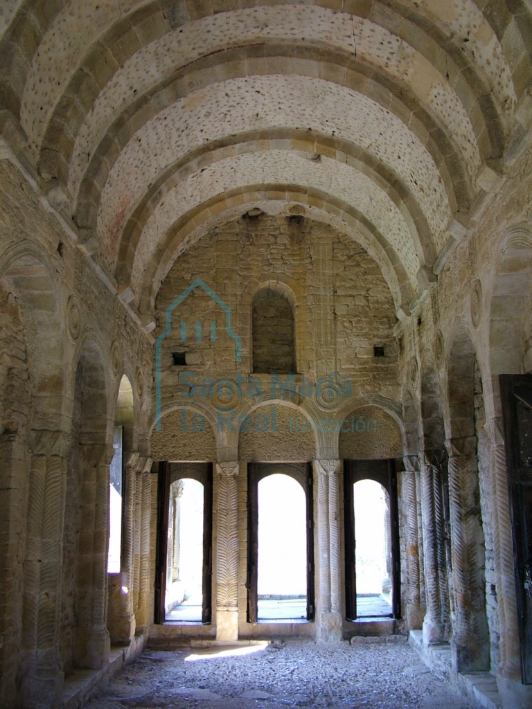 Interior de la iglesia