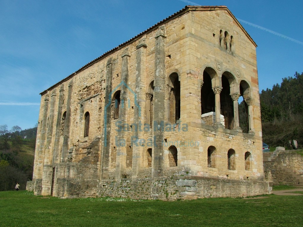 Vista exterior desde el sudeste