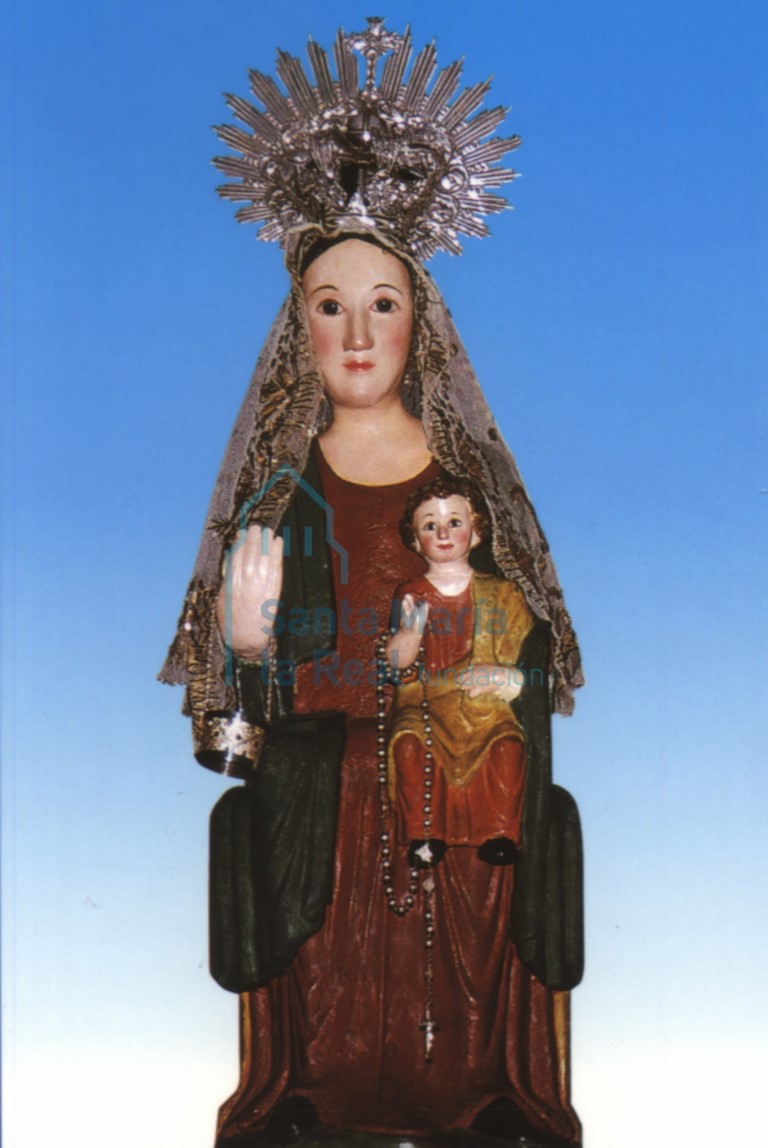 Talla de una virgen románica