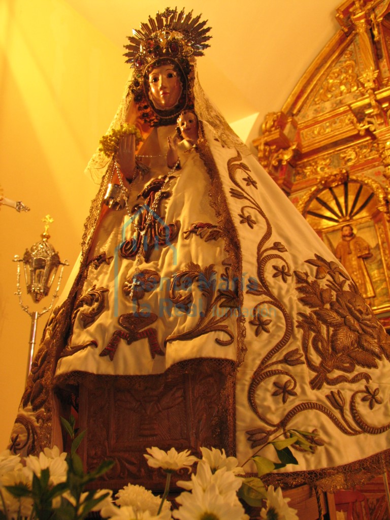 Talla de Virgen rómanica