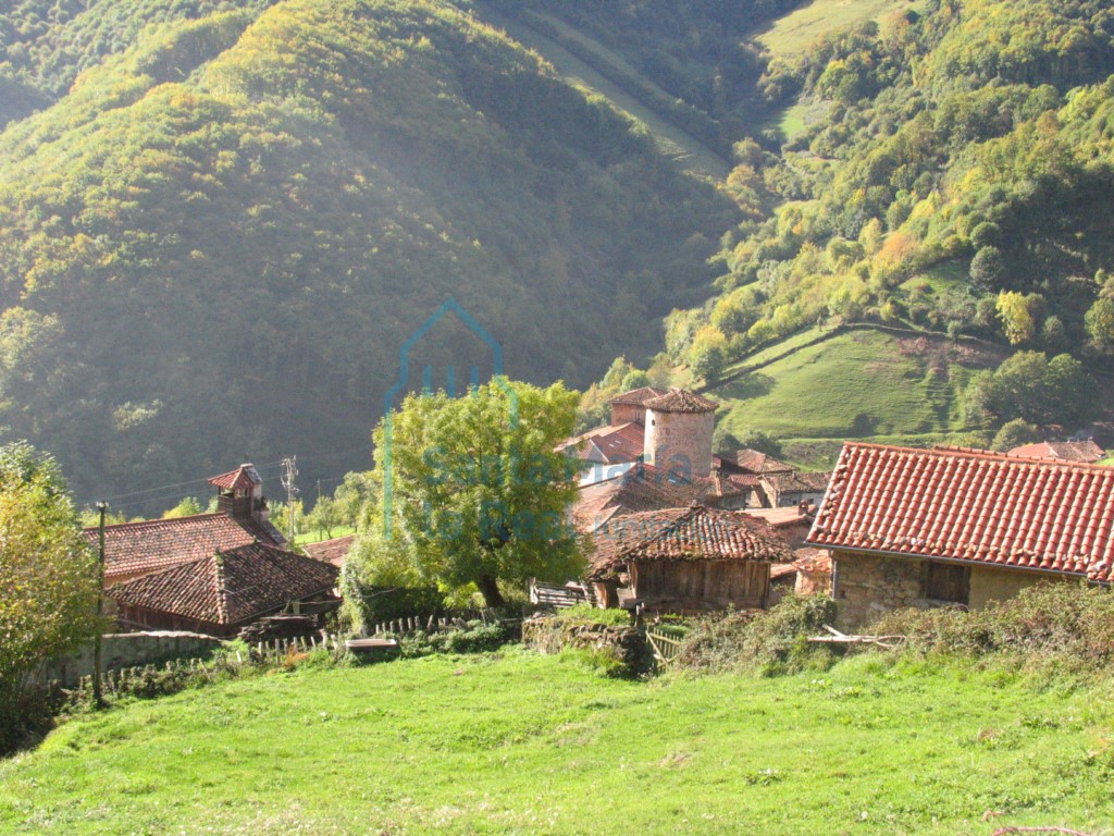 Vistas del pueblo de Bandujo