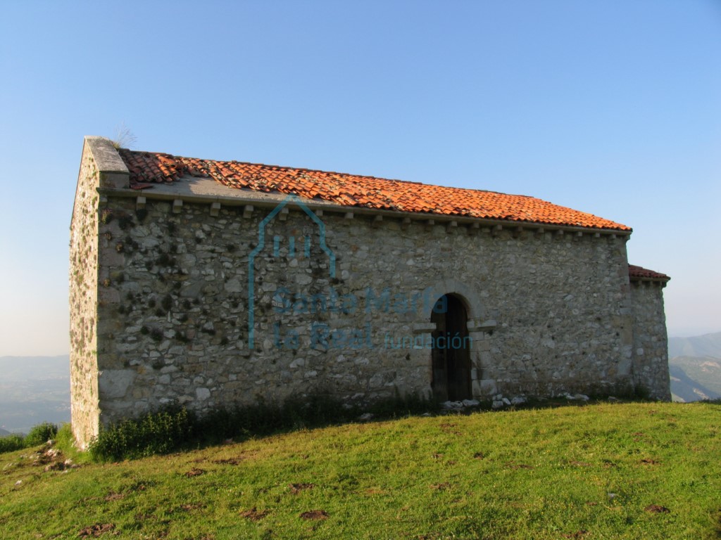 Vista del exterior desde el sur