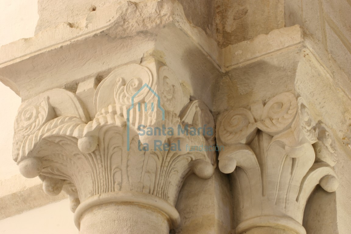 Capiteles del arco triunfal