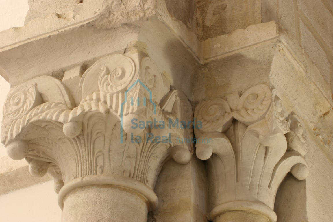 Capiteles del arco triunfal