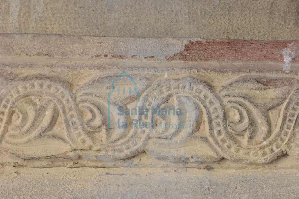 Detalle de la imposta del arco triunfal