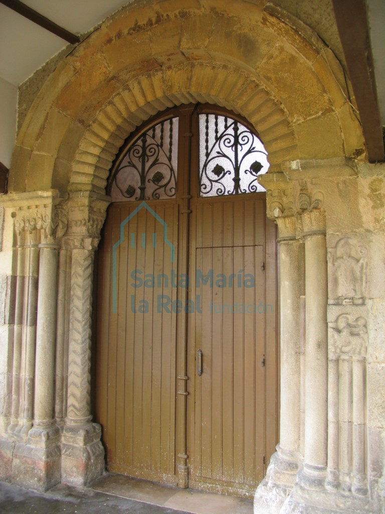 Portada meridional