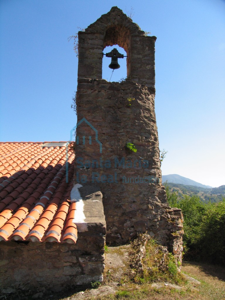 Torre campanario