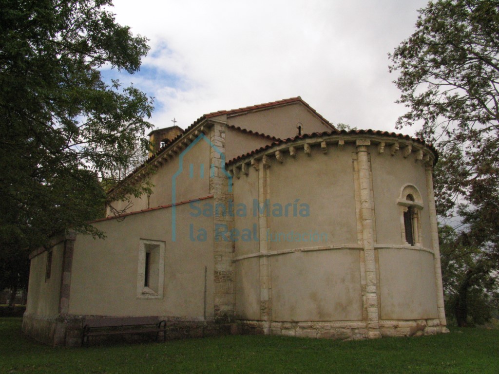 Exterior Exterior