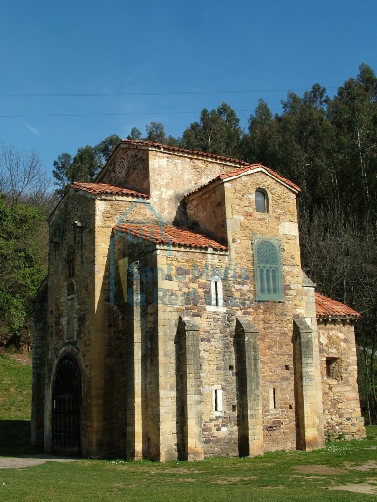 Vista exterior desde el sudoeste