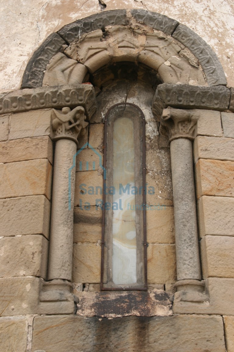 Ventana del ábside
