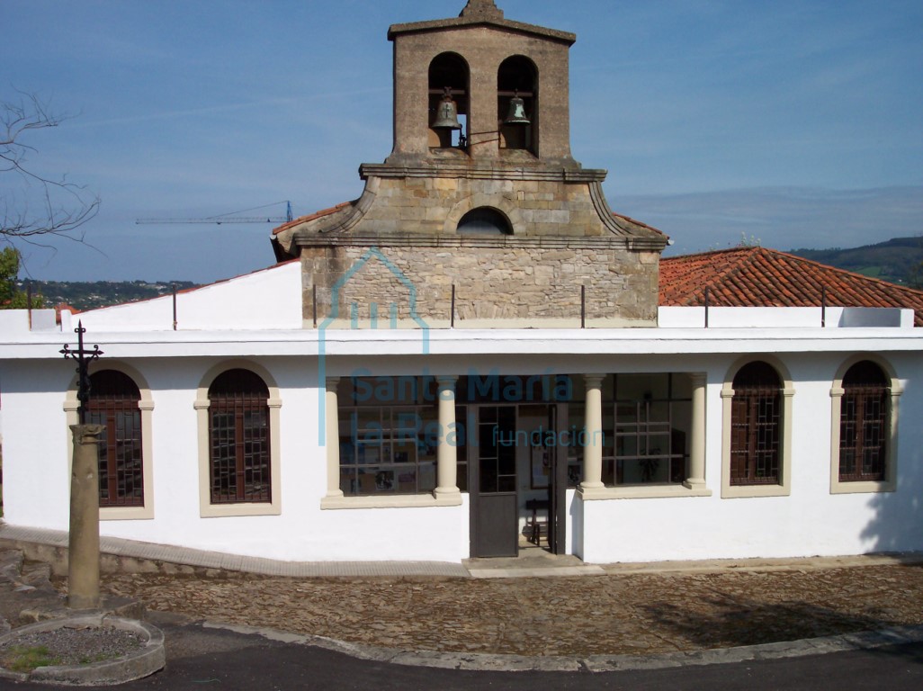 Vista exterior de la iglesia